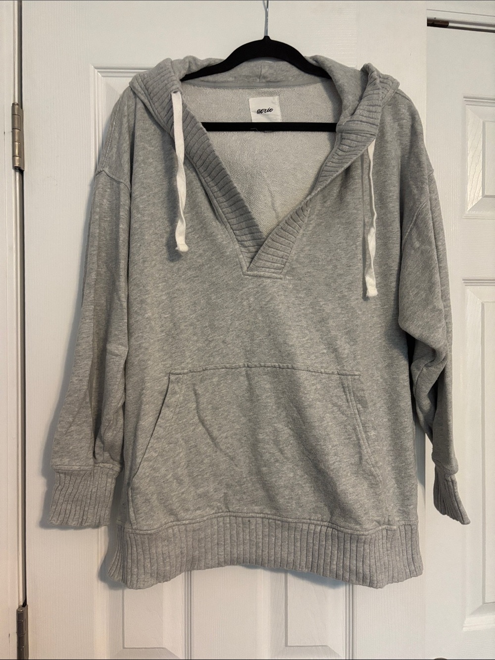Aerie Cozy Gray Hooded Women's Sweater